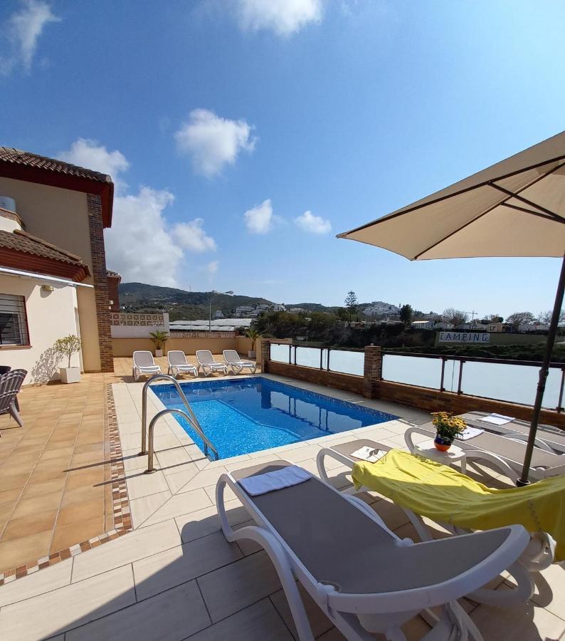 Villa Las Tres J Málaga Exteriör bild